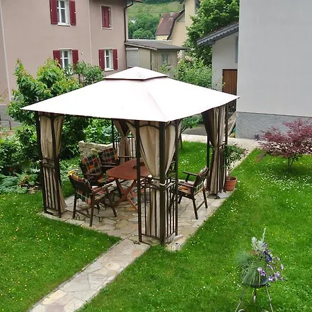 Haus Rosegger شقة